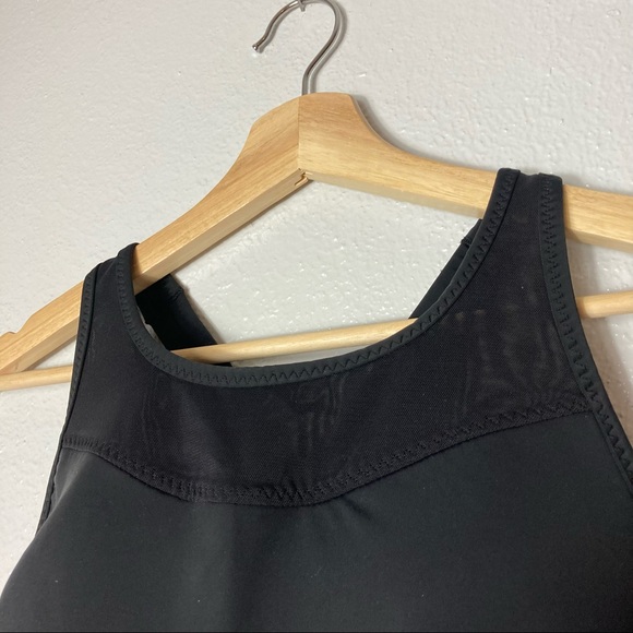 Athleta Black Gigi mesh sports bra - Picture 4 of 9